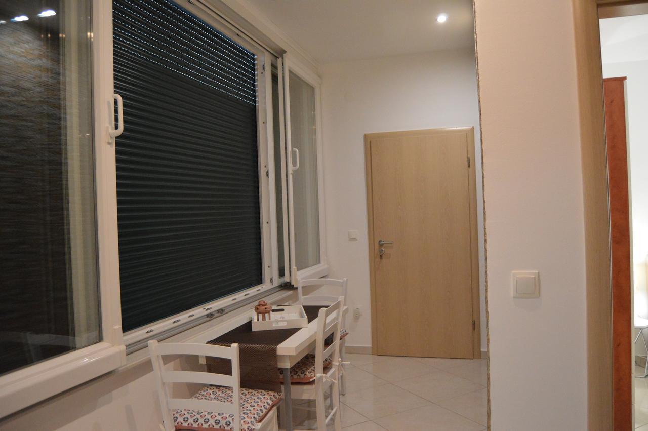 Ferara * Betina (Sibenik-Knin)